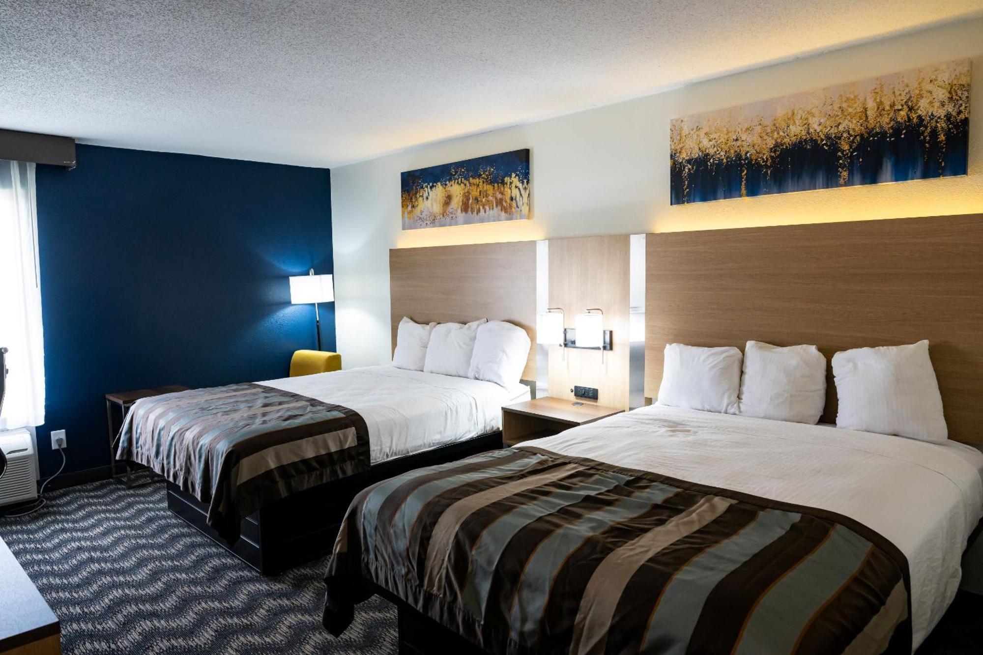Baymont By Wyndham Greensboro/Coliseum Ngoại thất bức ảnh