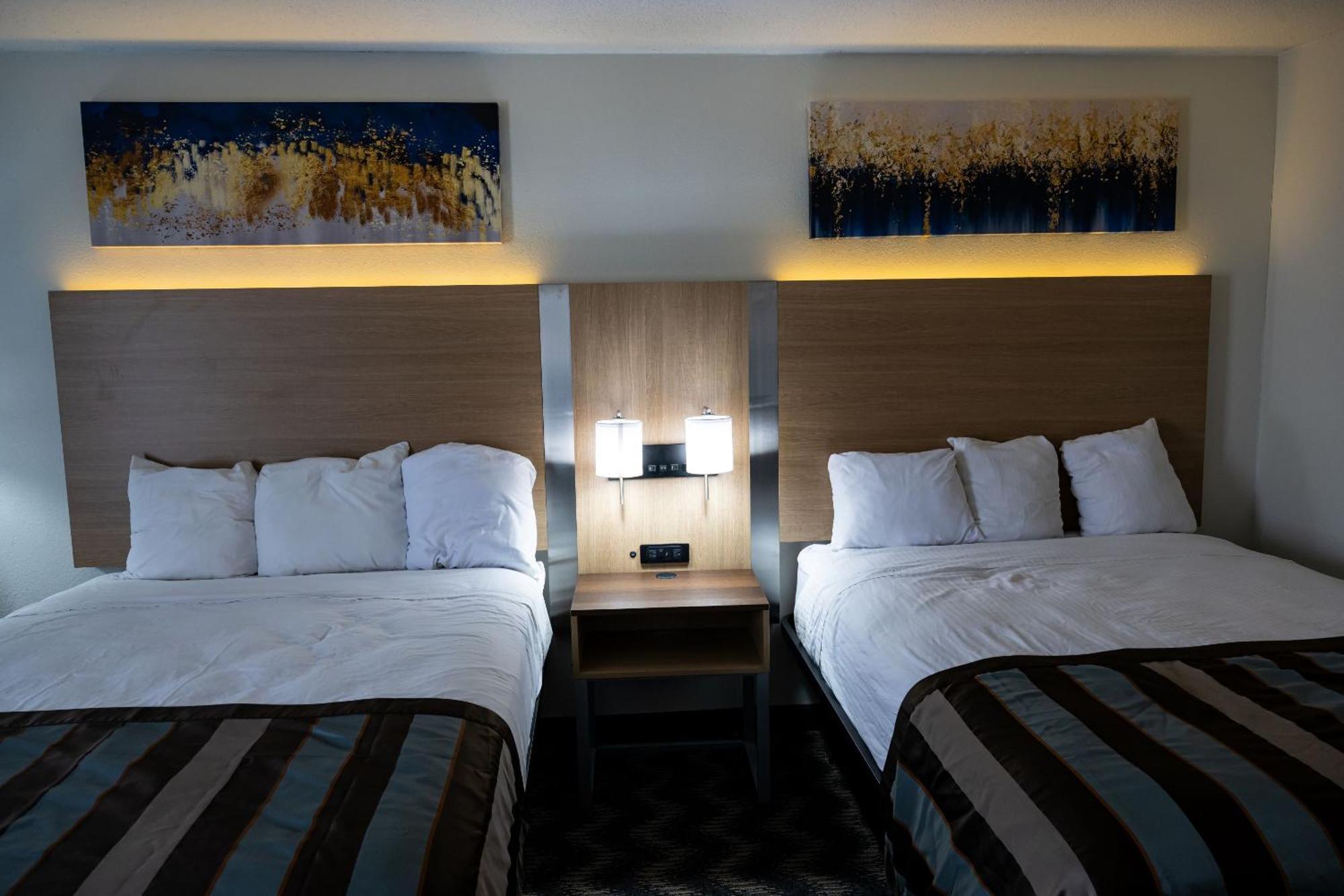 Baymont By Wyndham Greensboro/Coliseum Ngoại thất bức ảnh